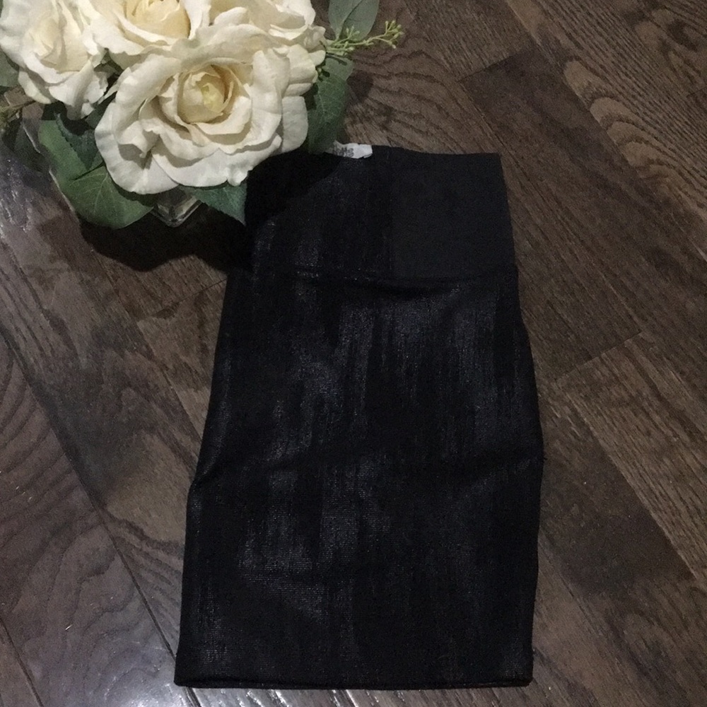 High waisted skirt